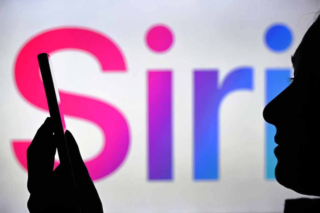 Read more about the article Apple Tests Siri Chatbot Internally as AI Race Heats Up