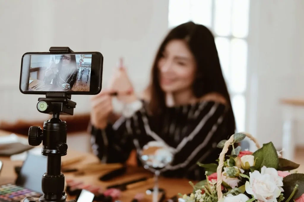Read more about the article AI Influencer Marketing Heats Up as Tech Giants Offer $600K Deals—But Many Creators Say No