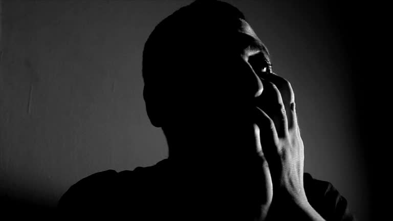 Read more about the article AI Psychosis Turns Lives Upside Down as Users Lose Jobs, Savings, and Reality