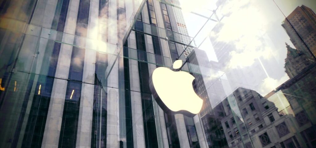 Read more about the article Apple Prepares Major iOS 26.4 Intelligence Update Featuring AI-Powered Siri Overhaul