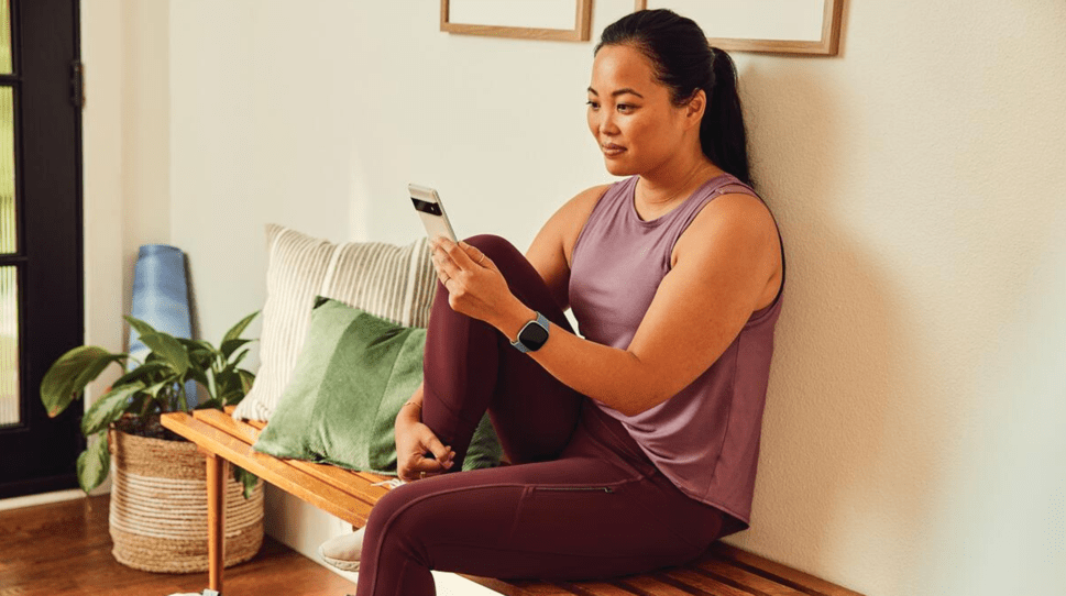 Read more about the article Fitbit Gemini Coach Expands to iPhone and Global Markets in Major AI Upgrade