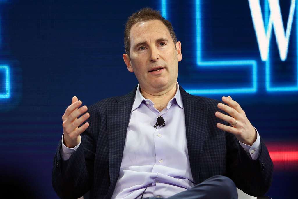 Read more about the article Amazon Cloud Growth Surges as AI Boom Drives Massive Capital Spending