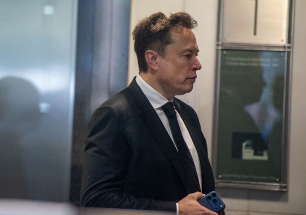 Read more about the article Musk OpenAI Trial Reveals Fallout With Larry Page Over AI Safety