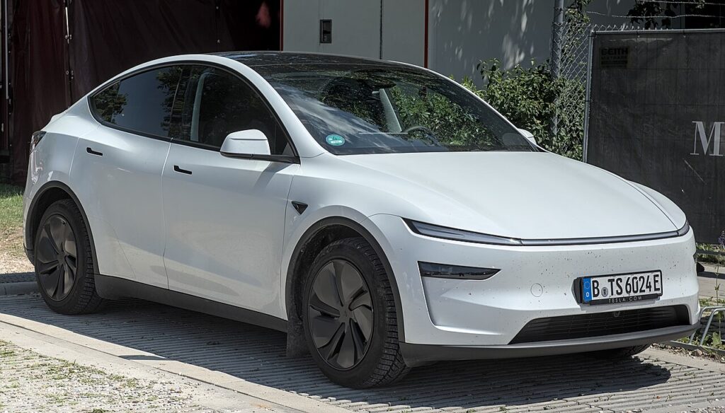 Read more about the article Tesla Robotaxi Expands to Dallas and Houston After Austin Launch