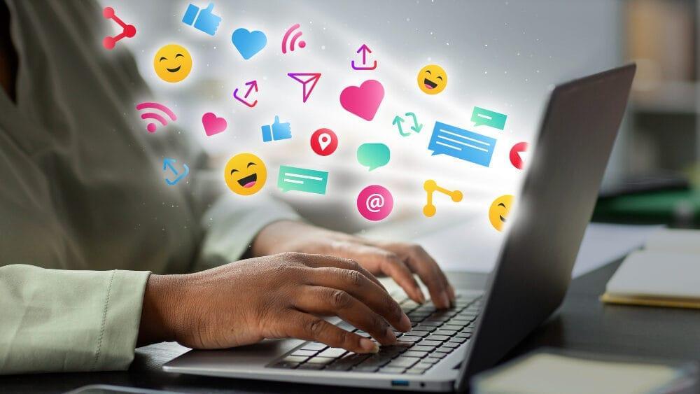How to Automate Social Media Marketing with AI in 2025 4 SMM 1 edited