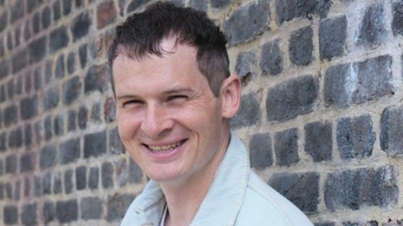 Read more about the article Ian Hogarth