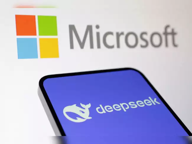 Read more about the article Microsoft Eyes DeepSeek AI’s Breakthrough as a Game-Changer