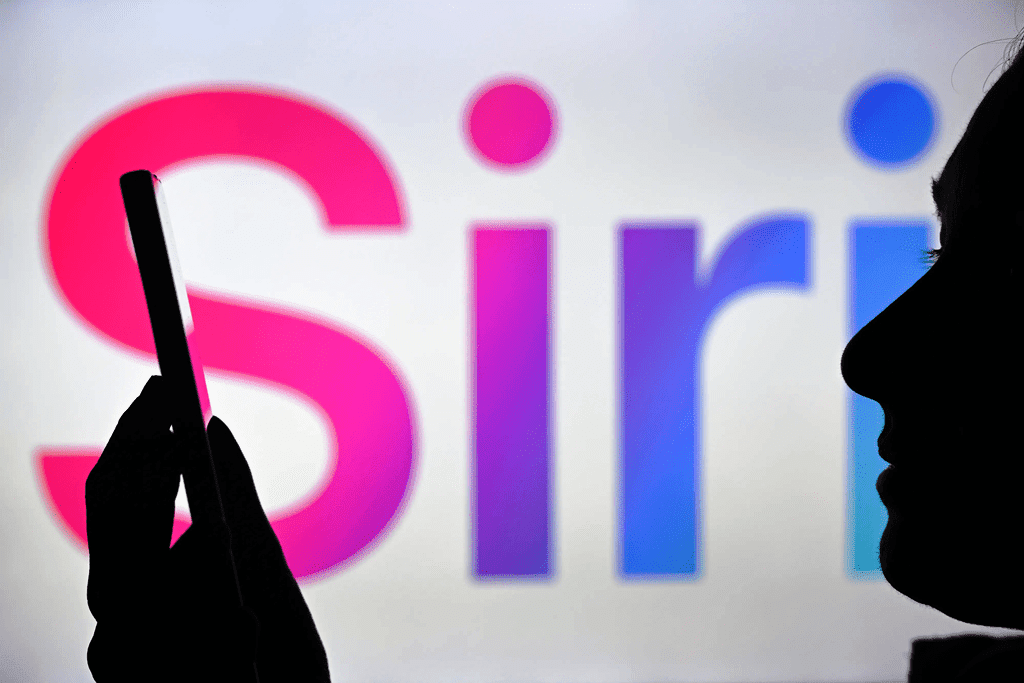 Read more about the article Apple Tests Siri Chatbot Internally as AI Race Heats Up
