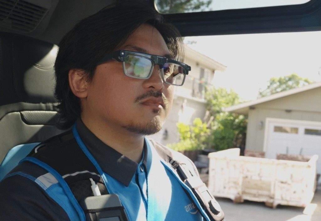 Read more about the article Amazon AI Smart Glasses Unveiled to Supercharge Delivery Efficiency