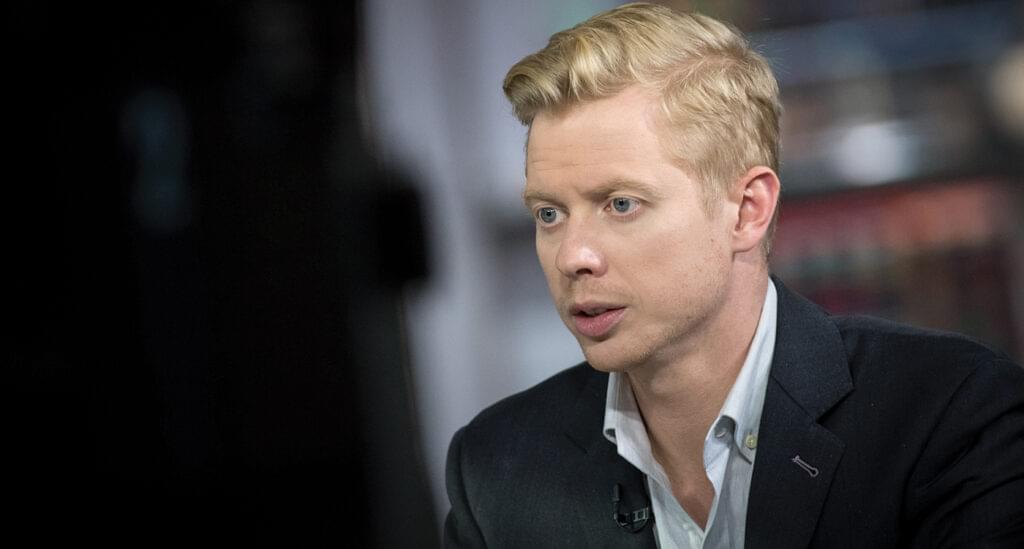 Read more about the article Reddit CEO on AI Chatbots: Huffman Says They’re Not a Major Traffic Driver Yet